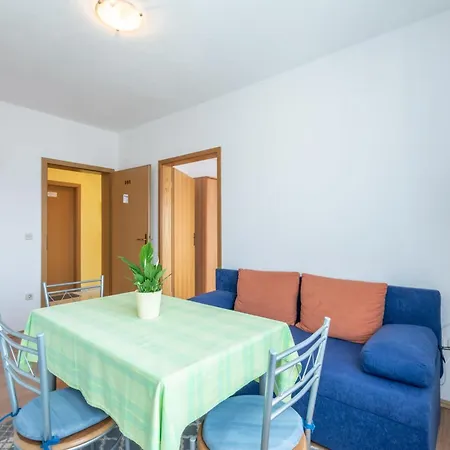 Apartment Charming With Balcony - Comfort One Bedroom Trogir