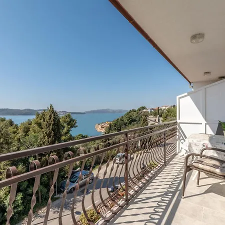 Apartment Charming With Balcony - Comfort One Bedroom Trogir